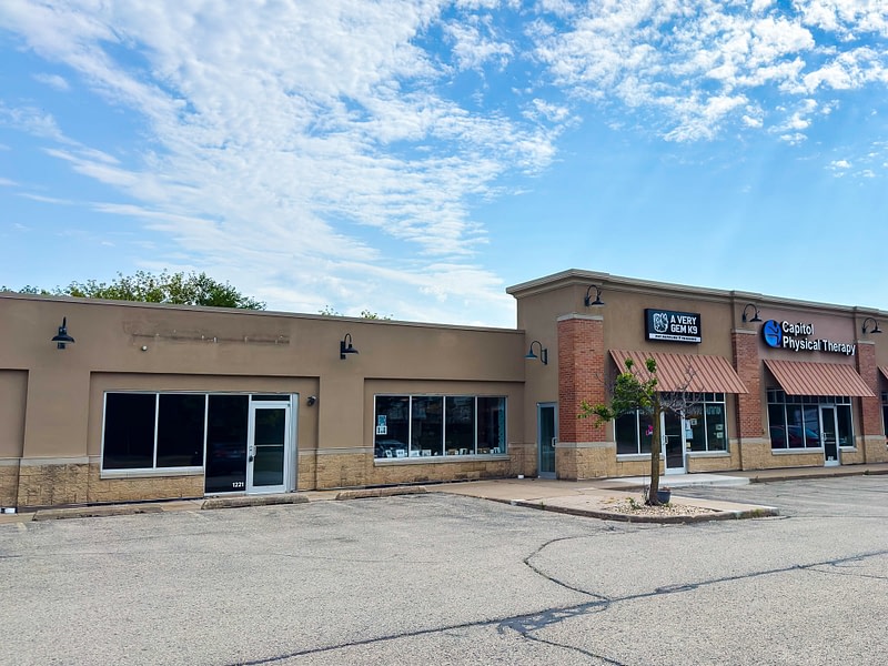 Retail, Service, Commercial, Highway, Parking, ADA, Mount Horeb, Madison, Dane County, Wisconsin