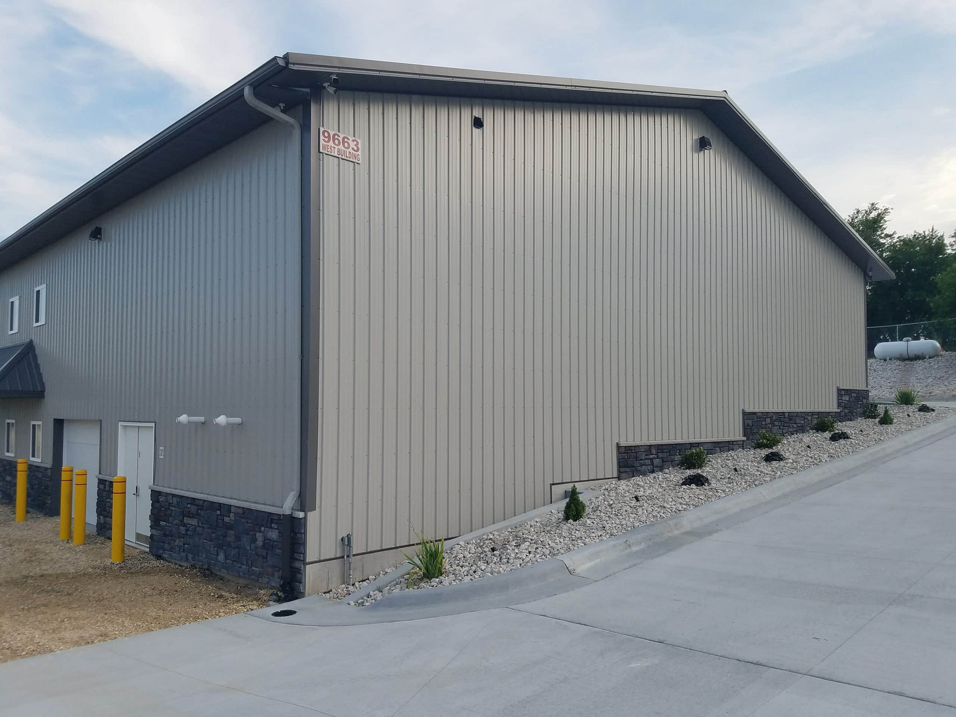 Top Rated SelfStorage Units & Facilities Near Anamosa, IA