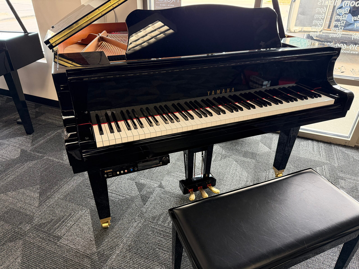 Yamaha CLP230 - Brock Family Music