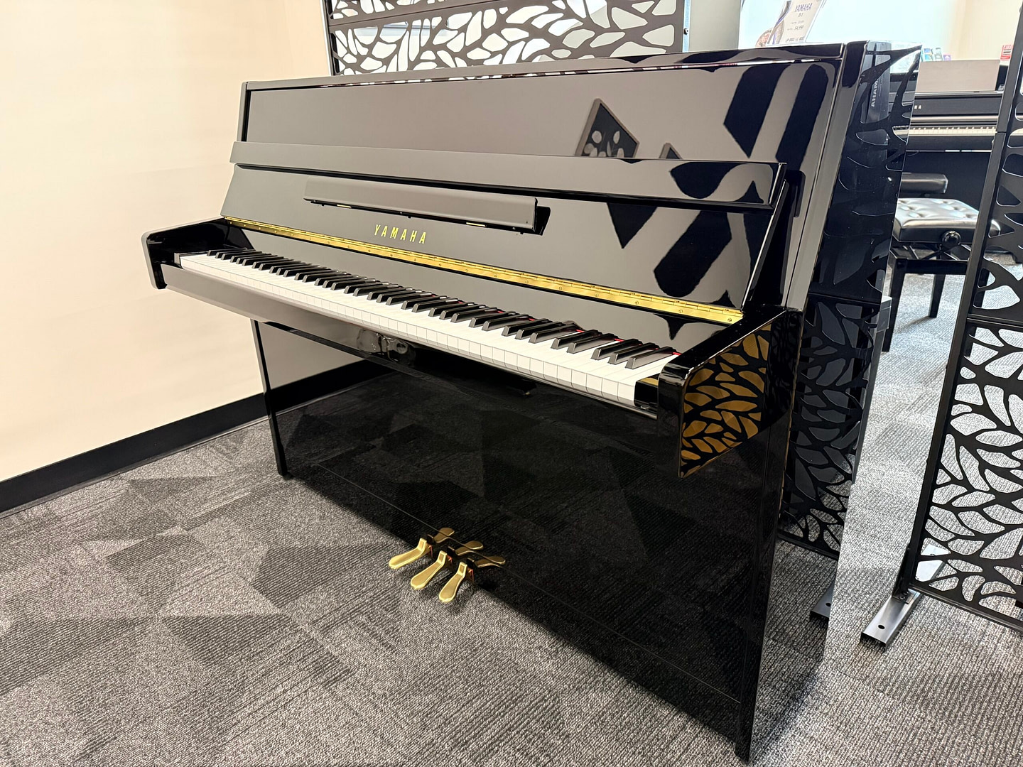 Yamaha CLP230 - Brock Family Music