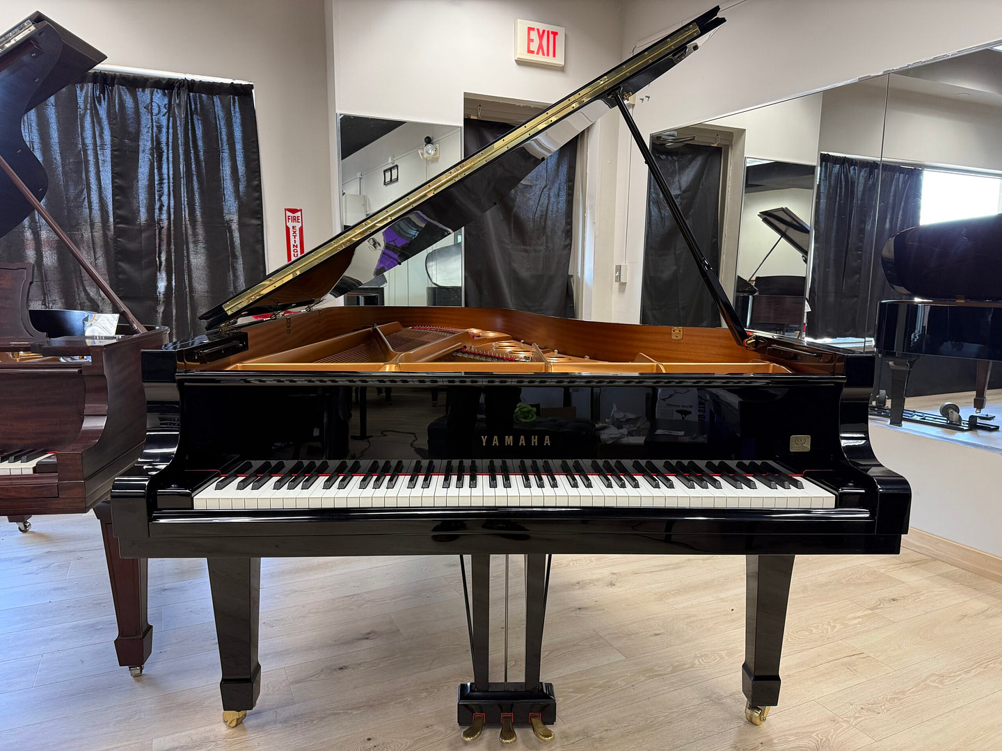 Yamaha C7 - Brock Family Music