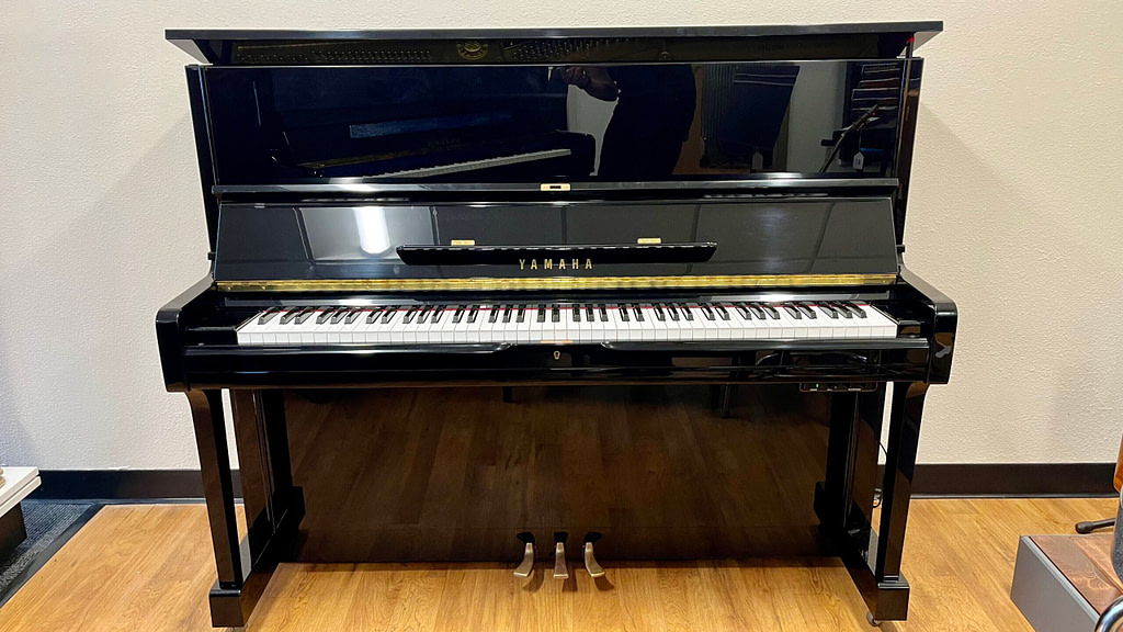 Yamaha MP100 - Brock Family Music
