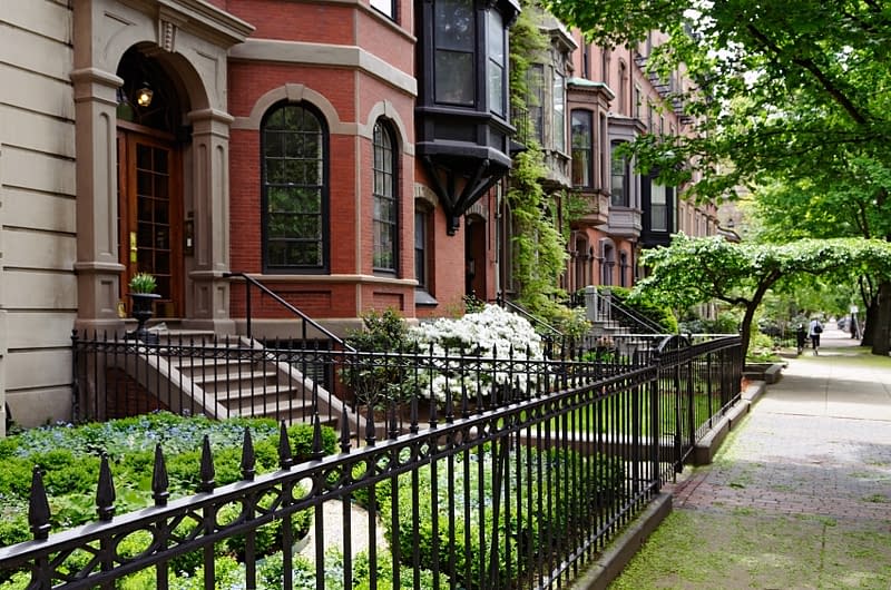 8f373c9b Houses Garden Streets Small